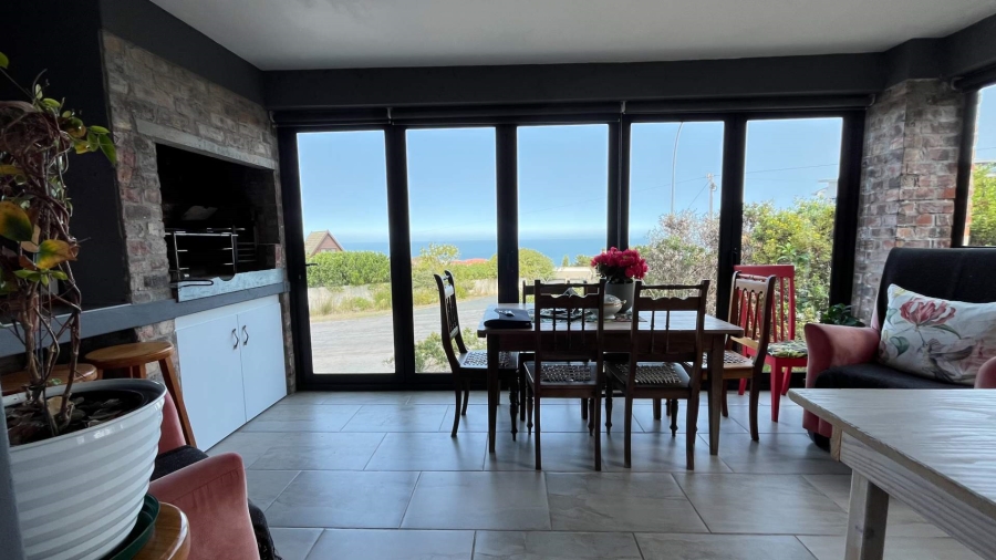 5 Bedroom Property for Sale in Dana Bay Western Cape